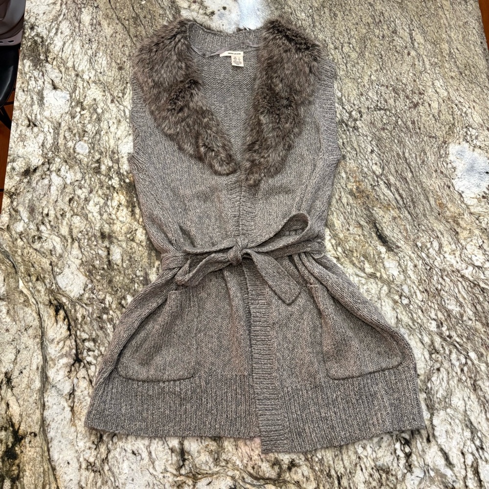 DKNY Jeans Cardigan Sweater Vest Duster Size M Faux Fur Neckline Tan With Belt